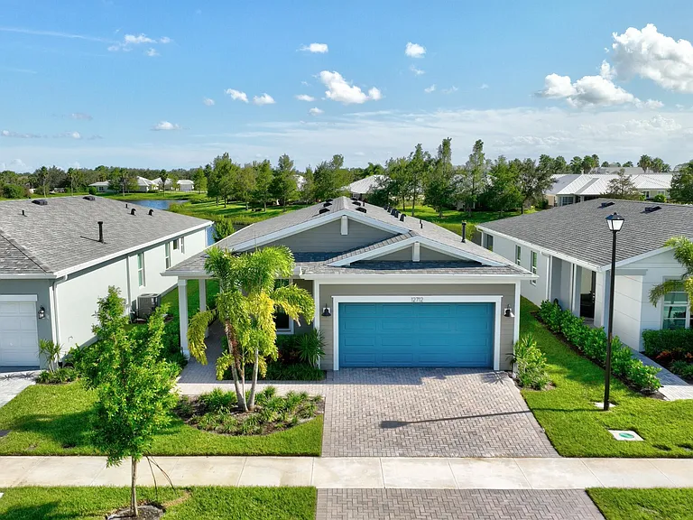12712 SW Eleanor Dr — Photo 39