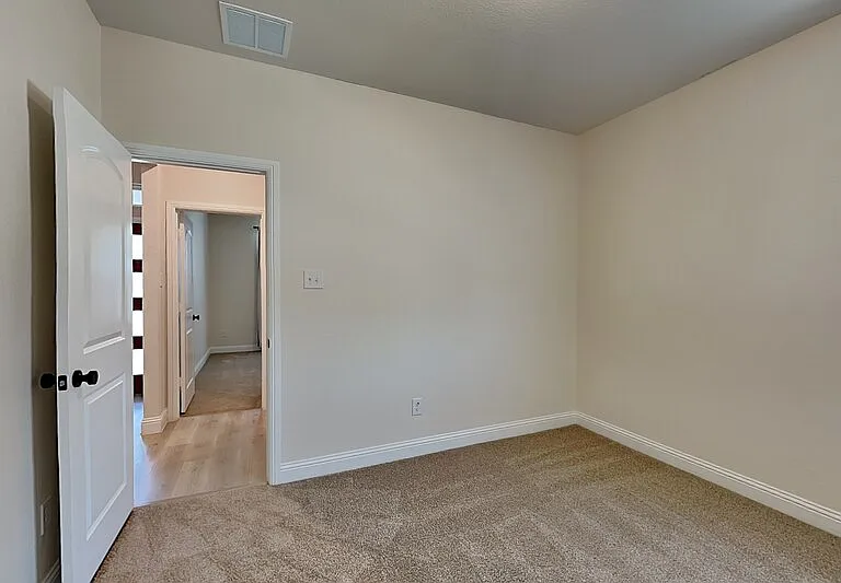 8441 Royal Star Rd — Photo 15