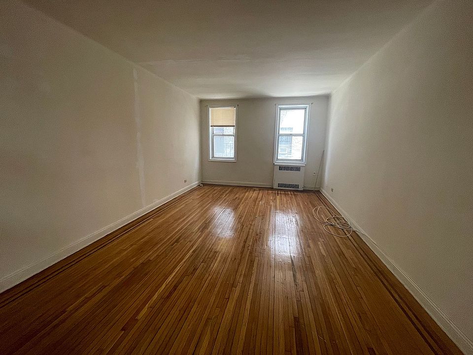 1st image of 64-74 Saunders St #11