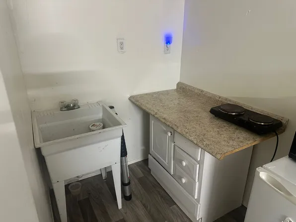 (undisclosed Address), East Meadow, NY 11554