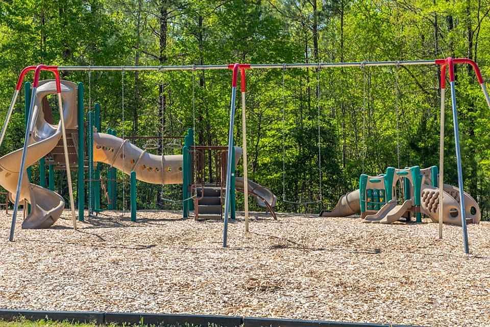 2nd image of 204 Poteau Dr Lot 1829