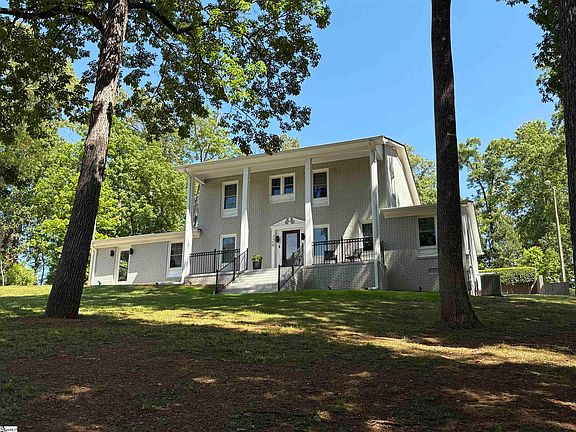 2nd image of 129 Highland Dr
