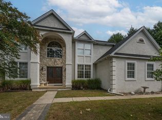 7 Catania Ct, Voorhees, NJ 08043