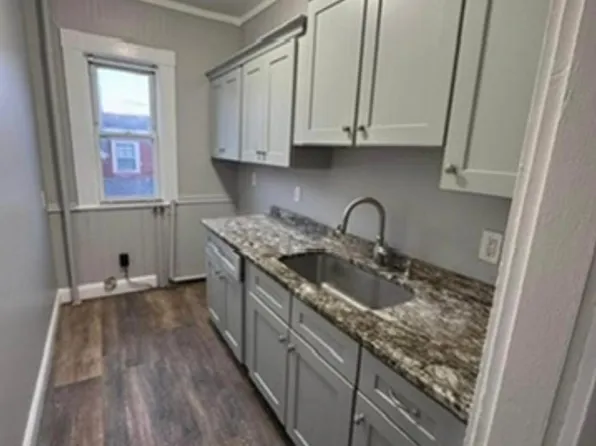 79 Abbott St Floor 2, Lawrence, MA 01843