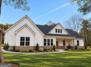 17 Price Rd, Carrollton, GA 30116