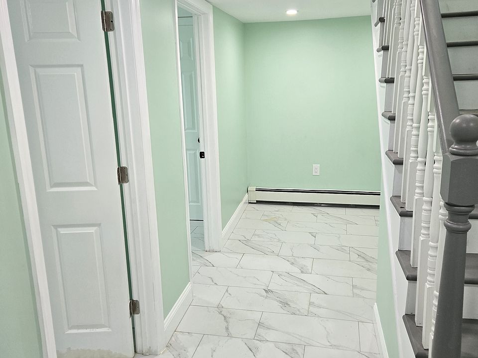 1st image of 10015 205th St #1B