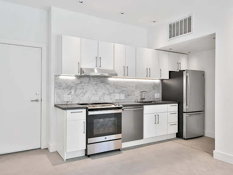 129 Julian Ave #7 — Photo 11
