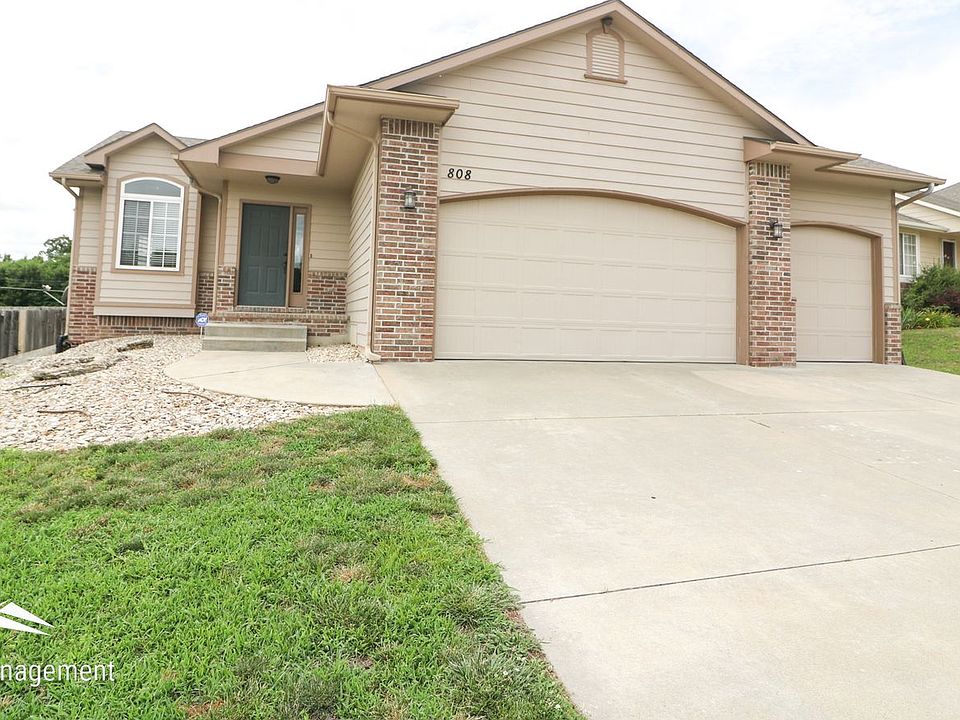 1st image of 808 Fossilridge Dr