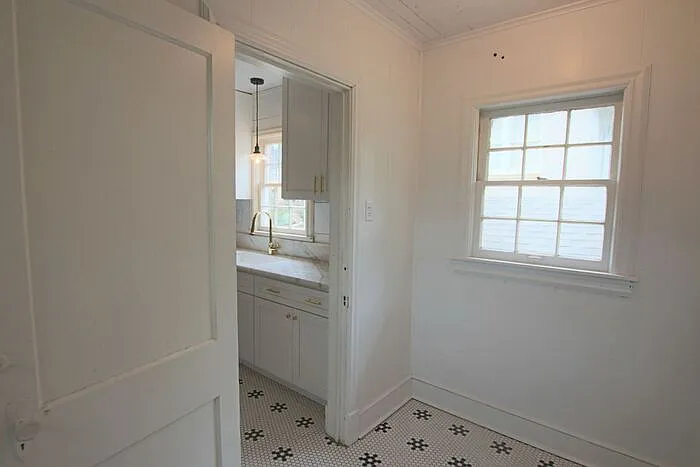 130 Rowland Pl #130 — Photo 9