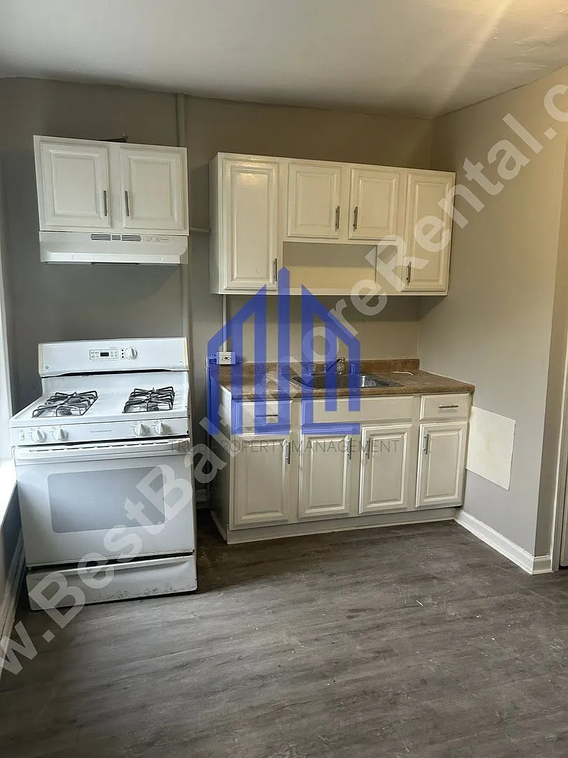 1503 E 28th St — Photo 4
