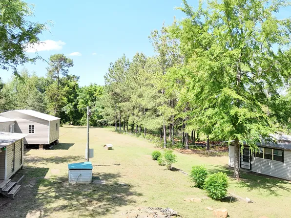 2175 Hulmes Chapel Rd, Elberton, GA 30635