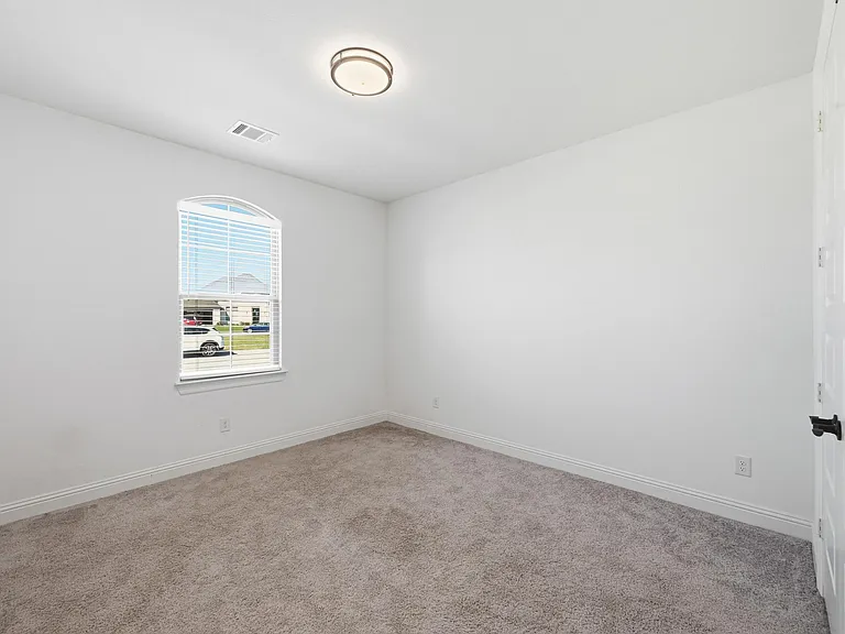 513 Fieldstone Ln — Photo 16