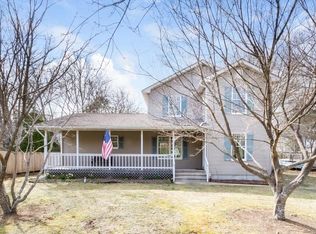 11 Pine Tree Rd, Charlestown, RI 02813