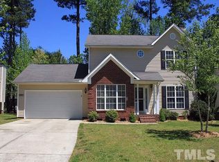 2208 Echo Glen Ln, Apex, NC 27523