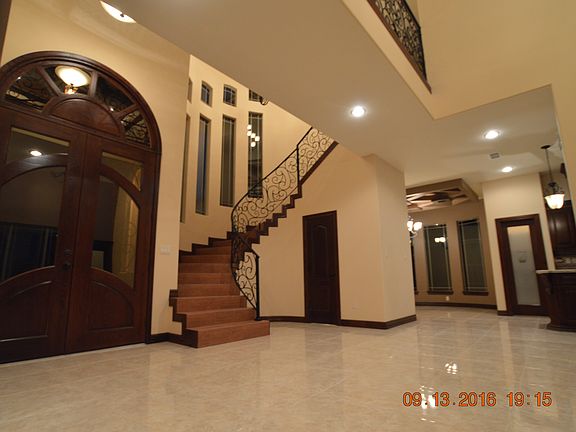 5th image of 4909 Juno Dr
