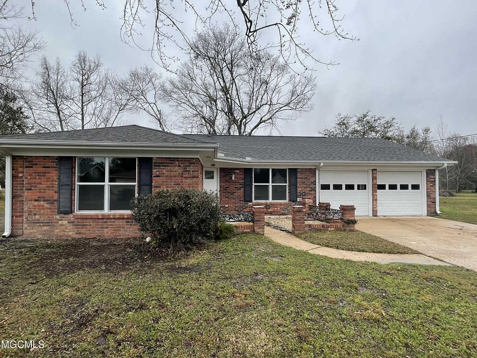 1st image of 128 Edmund Dr