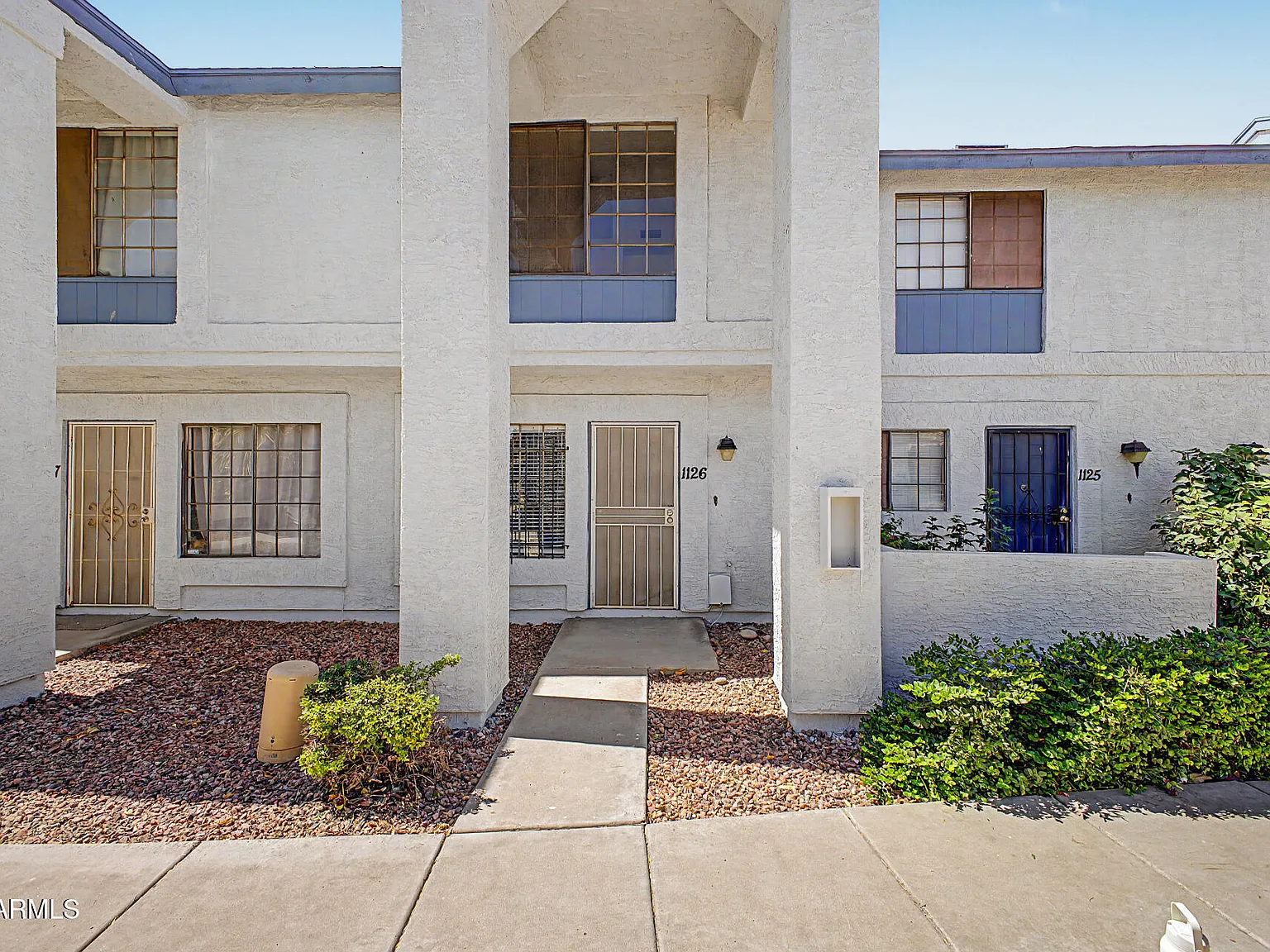 2 bed, 2.5 bath, 1223 sqft, $1,350 — Photo 2