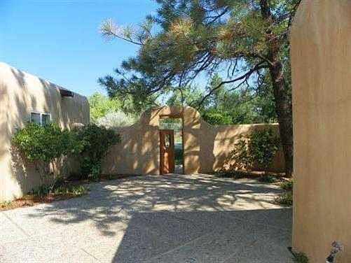 3rd image of 4091 Dietz Farm Cir NW