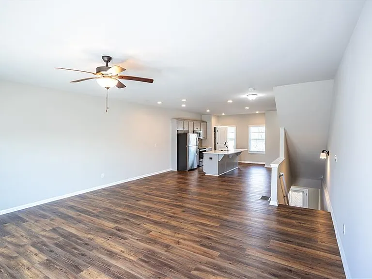 3657 Princeton Ave — Photo 4