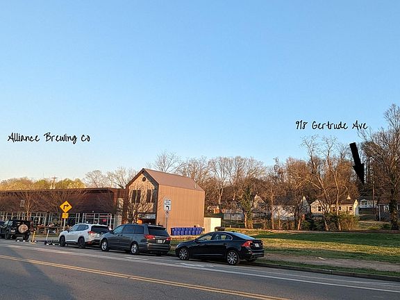 2nd image of 918 Gertrude Ave