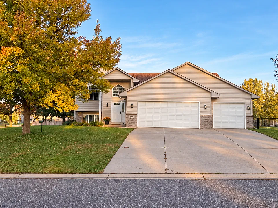 3002 Cedar Blvd