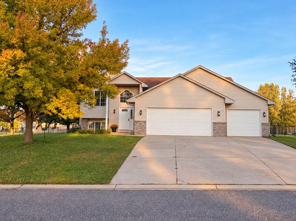 3002 Cedar Blvd