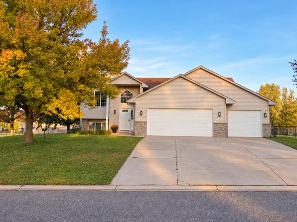 3002 Cedar Blvd, Howard Lake, MN 55349