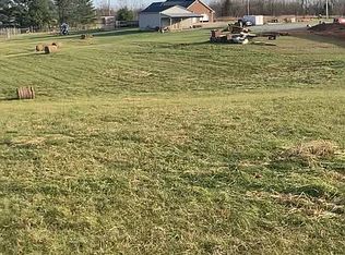 20 Clarence Walker Rd, Greensburg, KY 42743