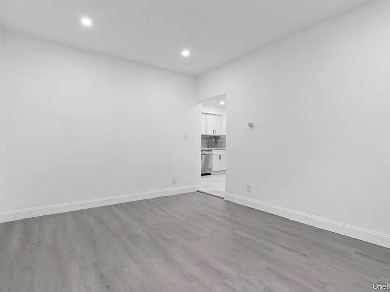 254 Charles Ave #1 — Photo 7