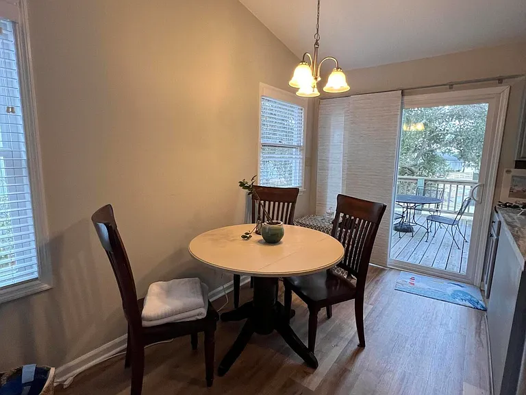 7019 N Sound Dr #NORTH — Photo 5