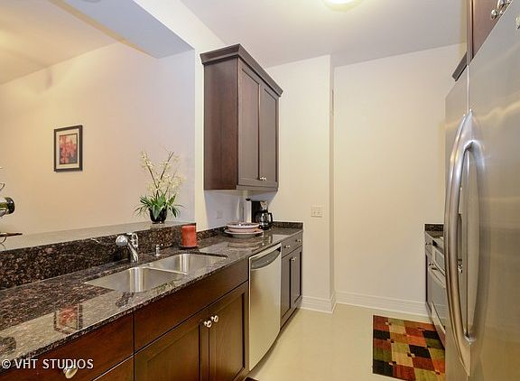 4th image of 600 N Lake Shore Dr APT 2403