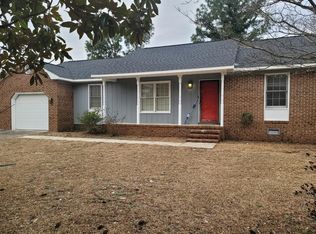 2052 Windlock Dr, Fayetteville, NC 28304