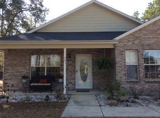 741 Bay Grove Rd, Freeport, FL 32439