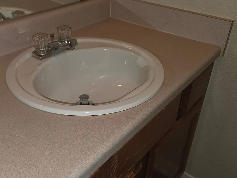 3204 Hereford Ln — Photo 10