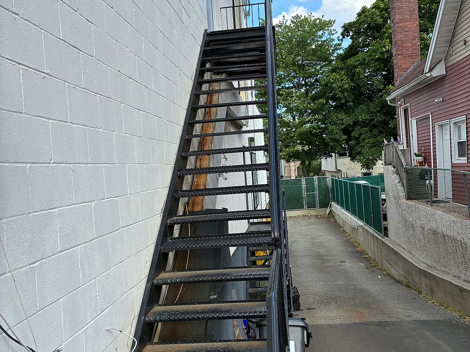 4022 Hylan Blvd #2B