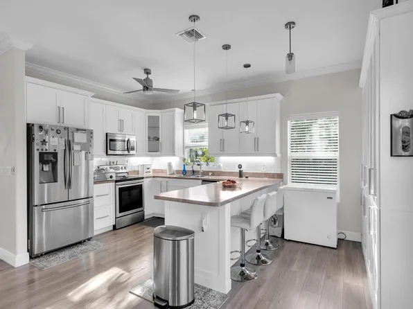 104 S Bahama Dr, Duck Key, FL 33050