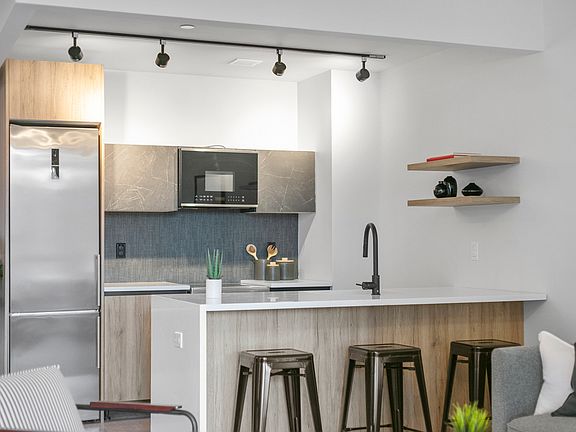 4th image of 885 Rogers Ave #417