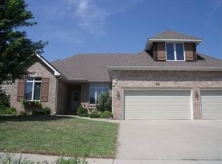 1973 S Bristol Ave, Springfield, MO 65809