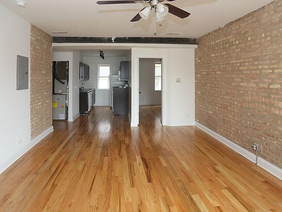 4th image of 4707 N Troy St #1