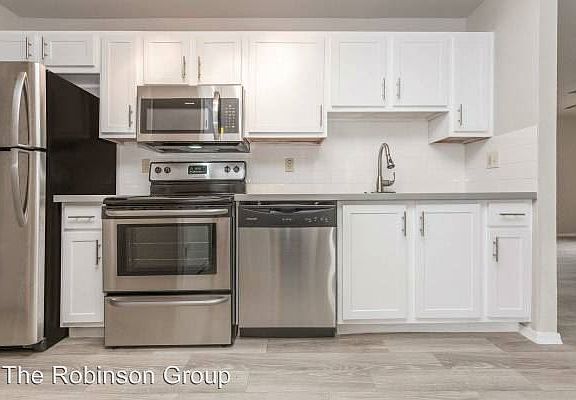 2nd image of 36 E Vaughn Ave APT 111