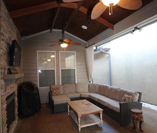 5th image of 106 Brightwood Dr