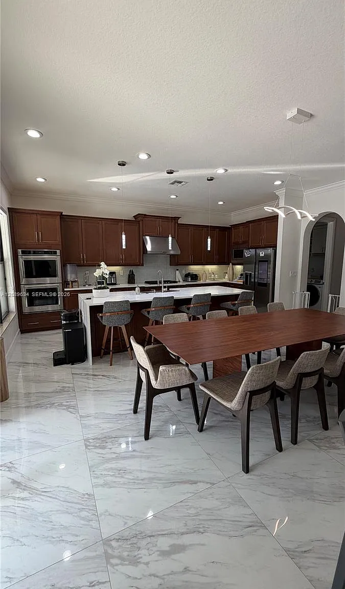 Bruschi Property — Photo 3