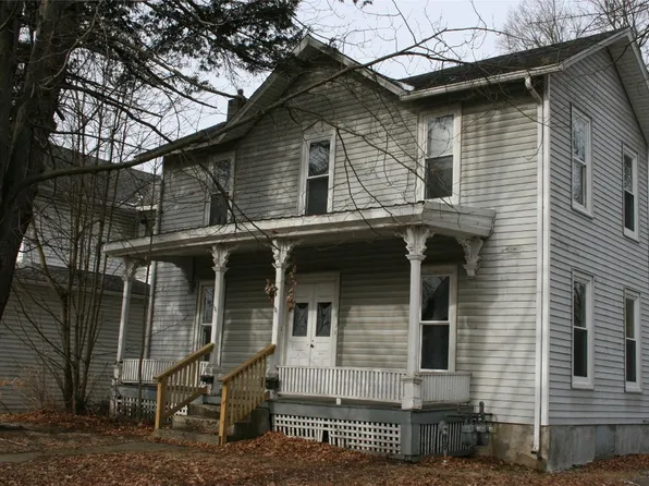 121 Chemung St, Waverly, NY 14892
