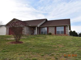 246 Old Clover Hill Rd, Maryville, TN 37803