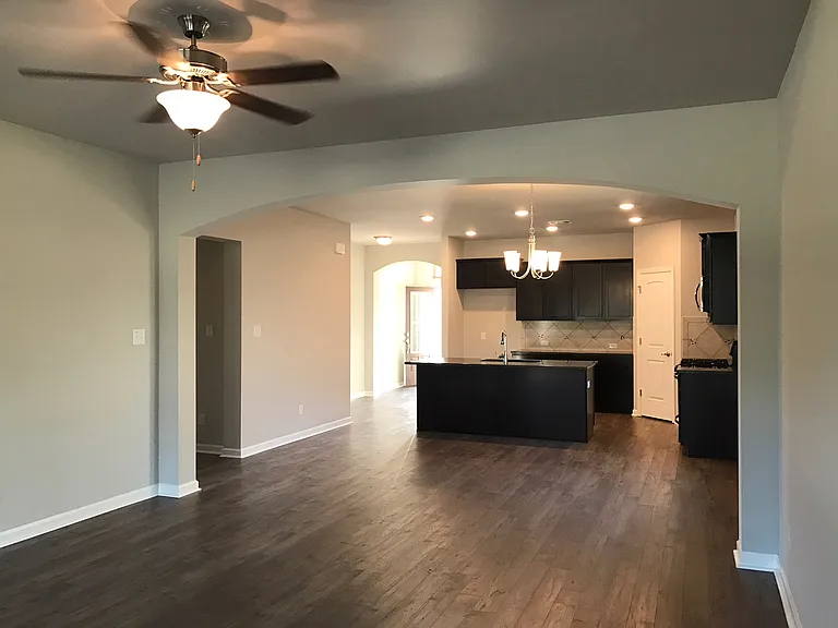 15568 Madris Ln — Photo 1