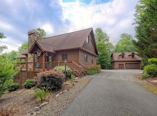 6979 Jessie Dr, Hiawassee, GA 30546