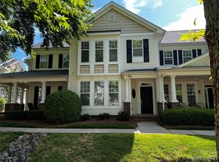 2048 Gable Way Ln, Matthews, NC 28104