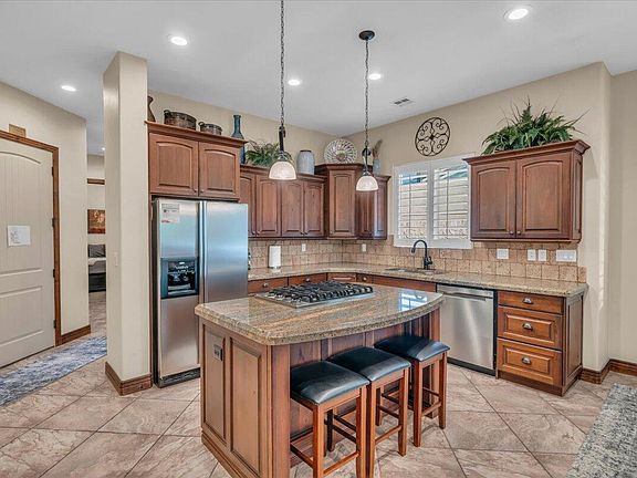 5th image of 1906 N Pebble Beach Dr