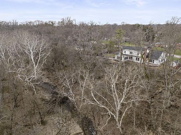 4th image of 41 Indian Run Dr