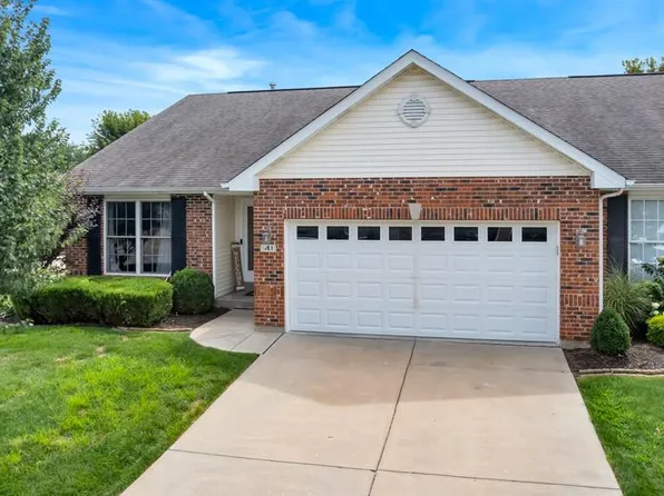 41 Huntgate Dr #12A, Saint Peters, MO 63376